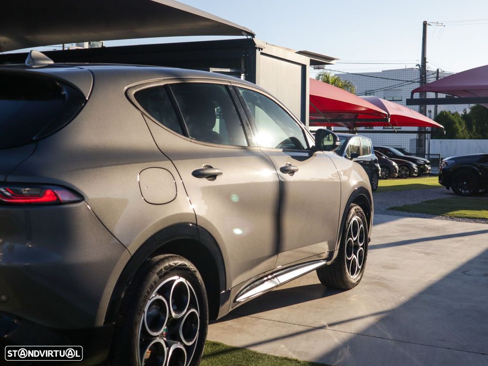 Alfa Romeo Tonale 1.3 Plug-In Hybrid Tributo Italiano e-AWD Com Wallbox - 8