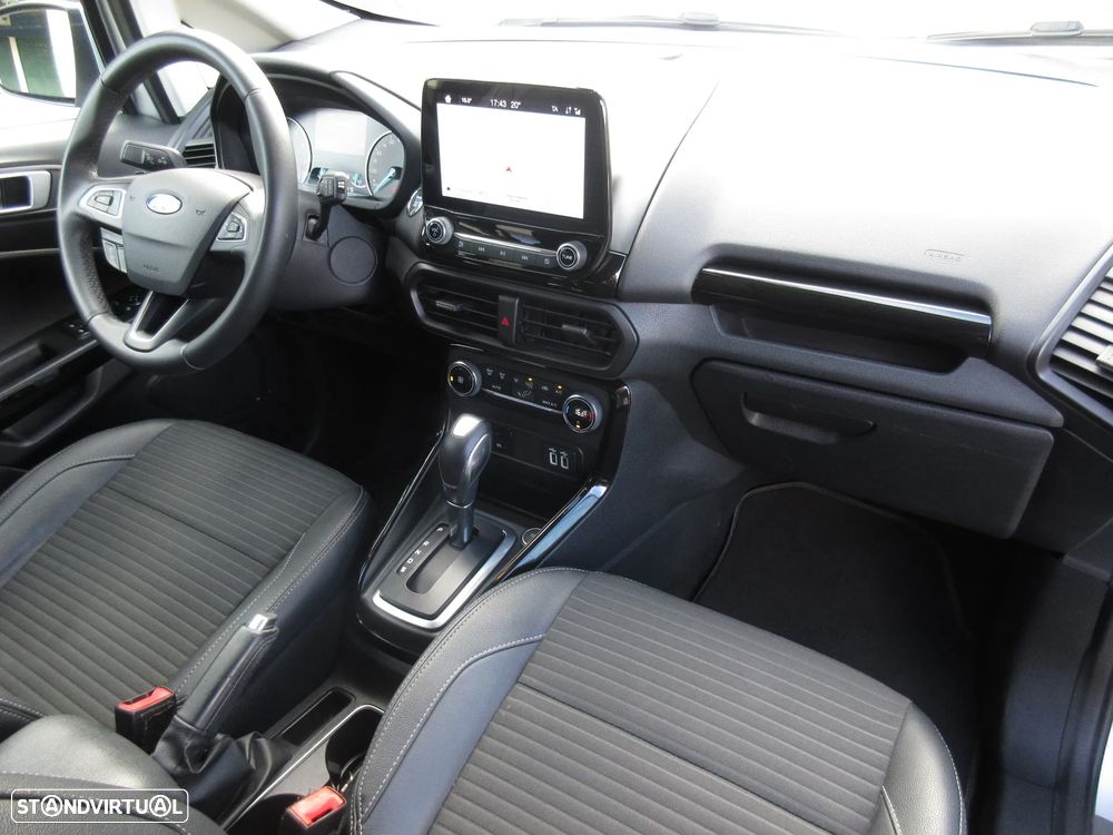 Ford EcoSport - 32