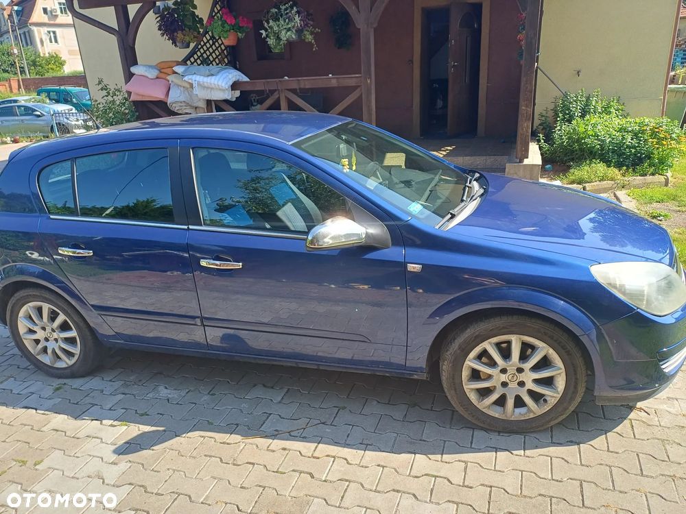 Opel Astra 1.6 Cosmo - 3