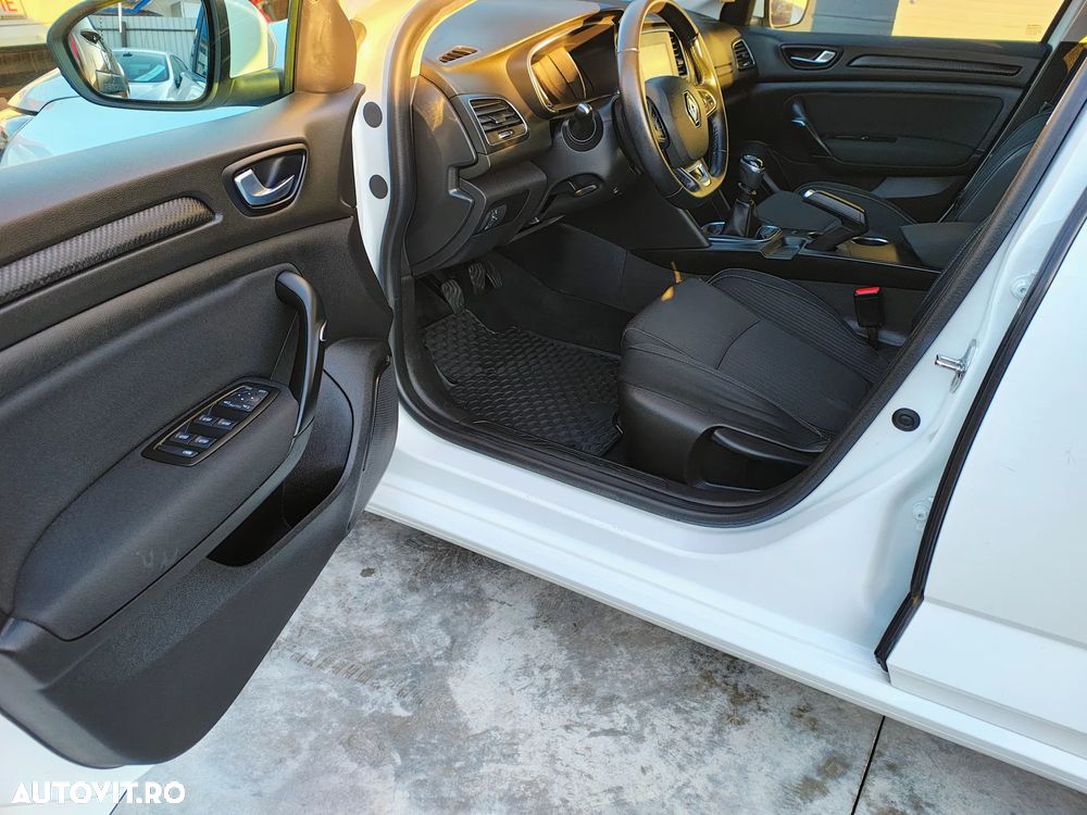 Renault Megane BLUE dCi Business - 5