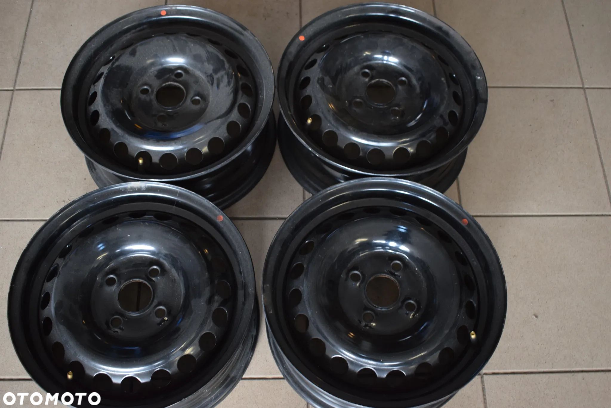 Felgi stalowe KIA 5,5x14 4x100 R14 14'' Cena za komplet - 1