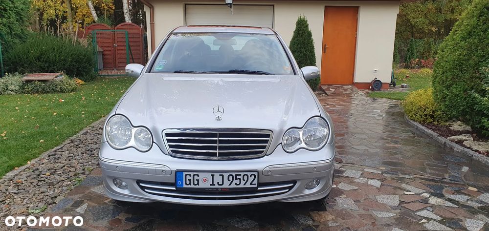 Mercedes-Benz C-Class 2004 photo 5