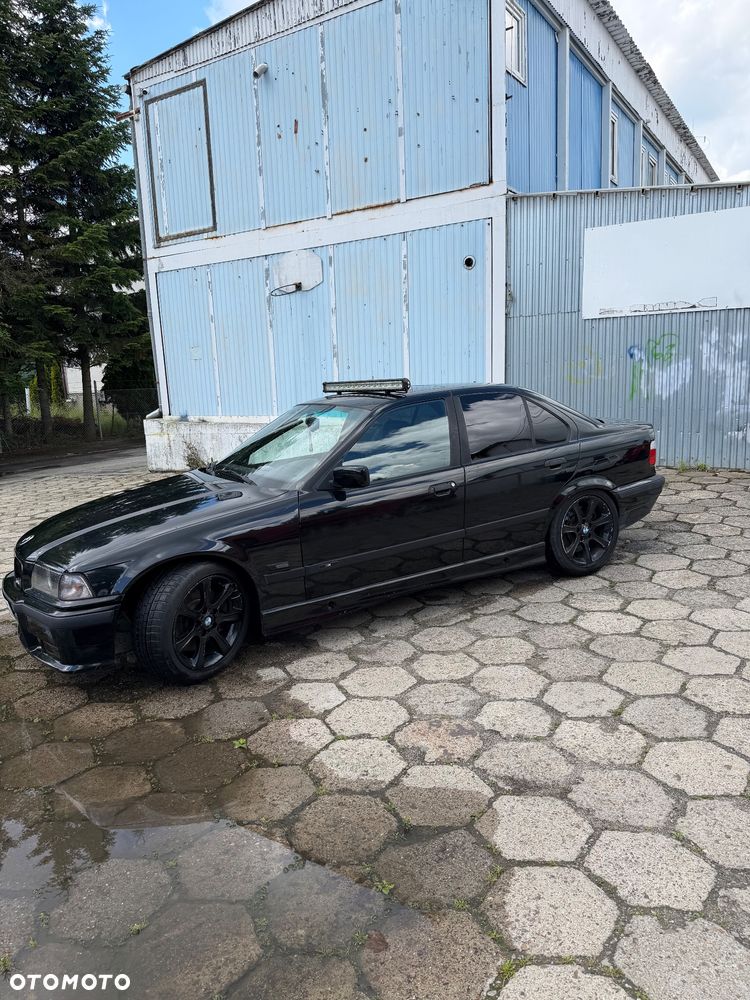 BMW Seria 3 - 2