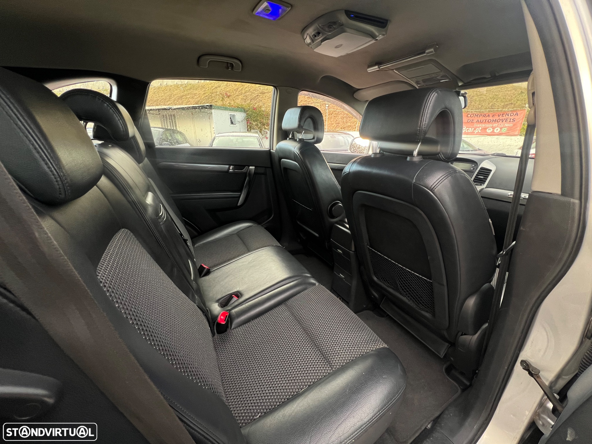 Chevrolet Captiva 2.0 VCDi Seven 7L - 10