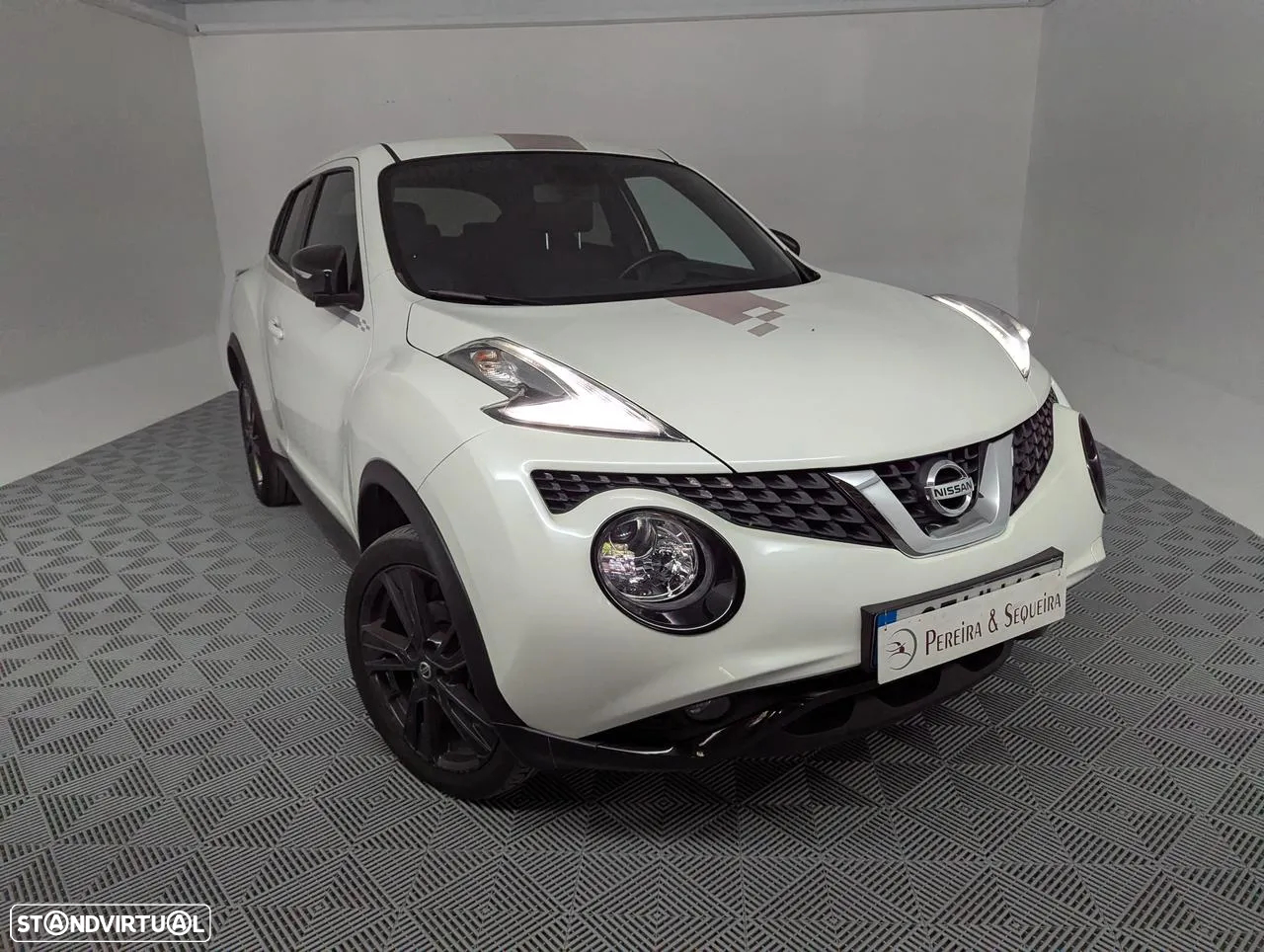 Nissan Juke 1.2 DIG-T Acenta Connect - 2