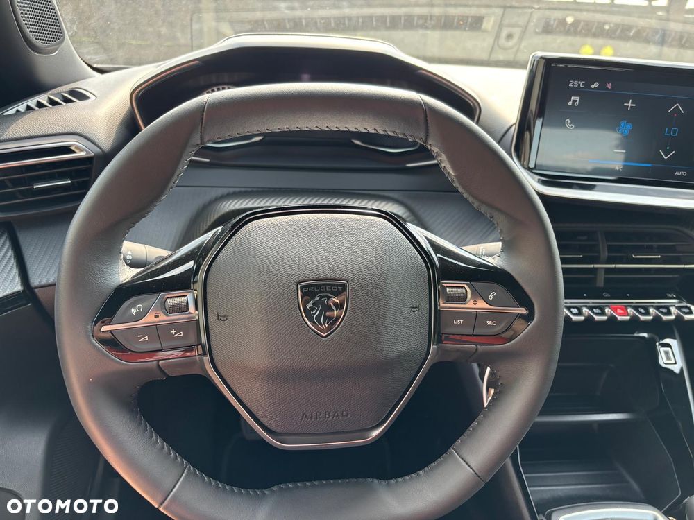 Peugeot 2008 PureTech 100 Active S&S BVM6 - 28