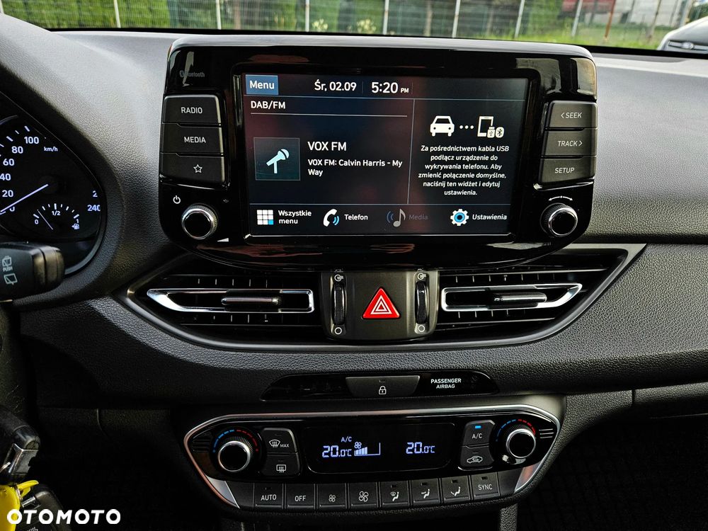 Hyundai i30 1.5 DPI Comfort - 11