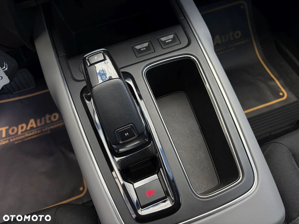 Citroën C5 Aircross 1.6 PureTech Live EAT8 - 30
