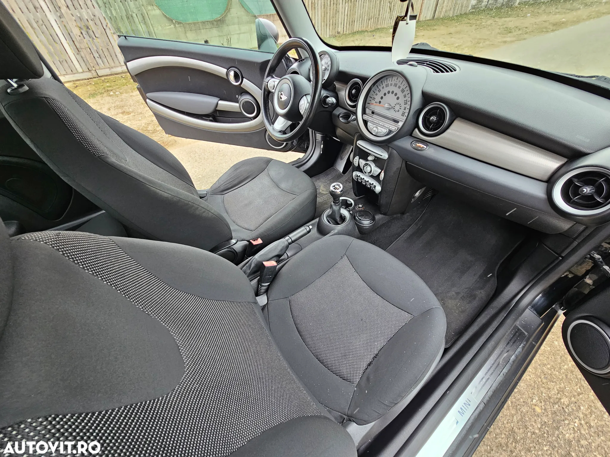 Mini Cooper - 17