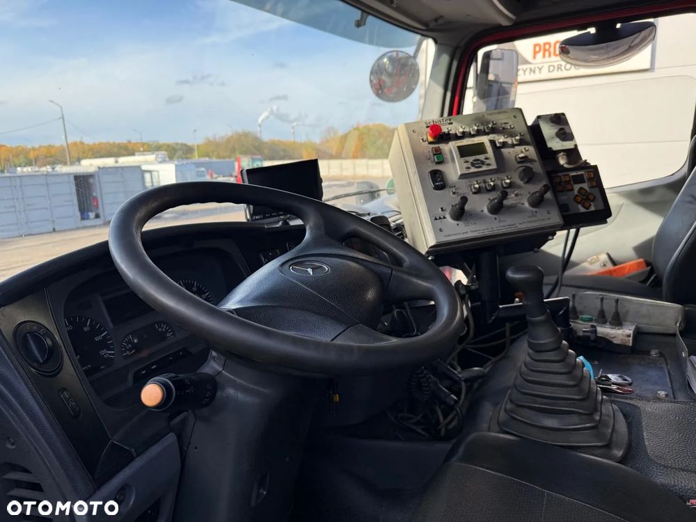 Mercedes-Benz Axor 1829 - 19