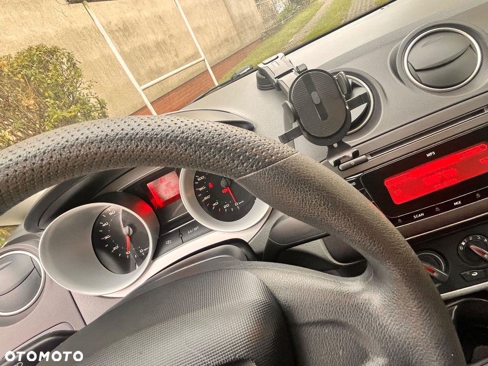 Seat Ibiza SC 1.4 16V Reference - 13