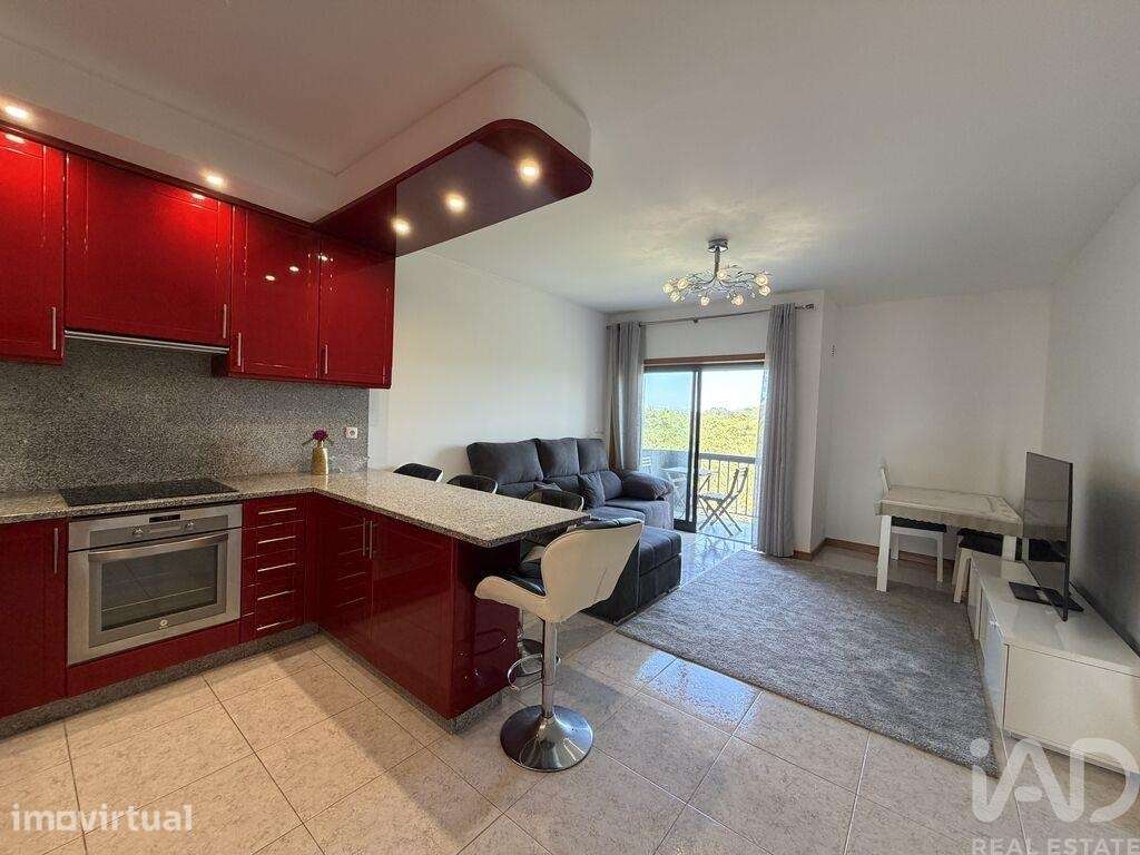 Apartamento T2 em Chafé de 83,00 m2 - Grande imagem: 2/19
