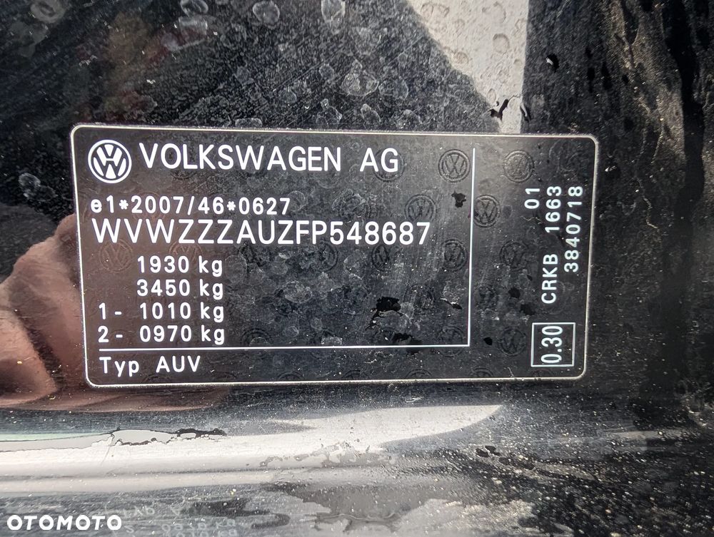 Volkswagen Golf 1.6 TDI BlueMotion Technology Comfortline - 24