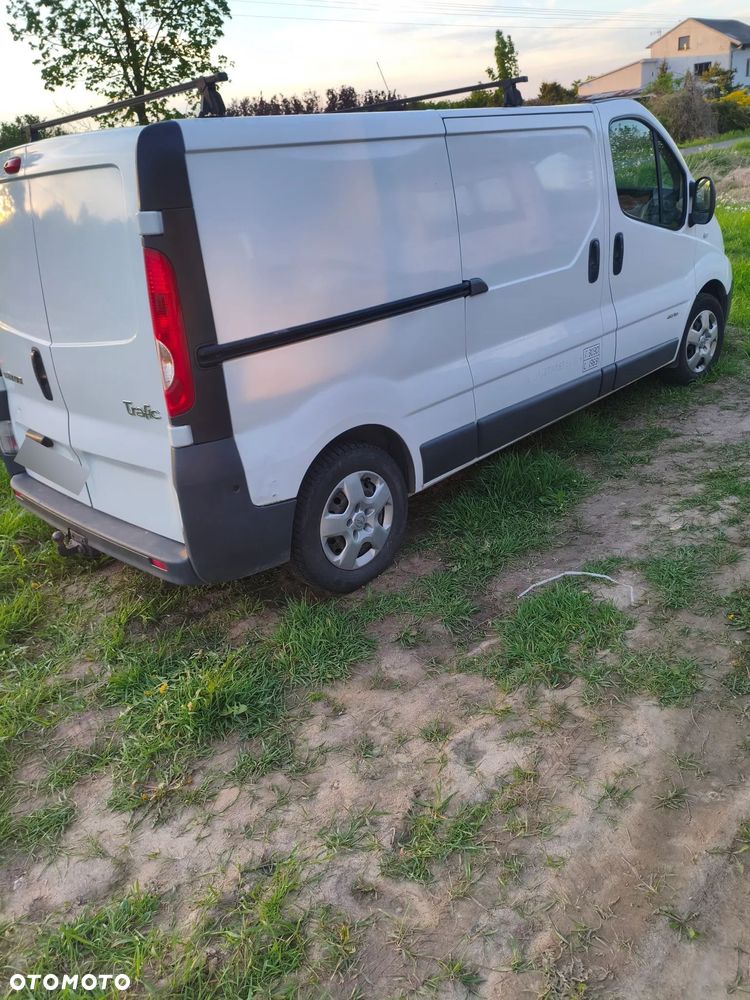 Renault Trafic - 1