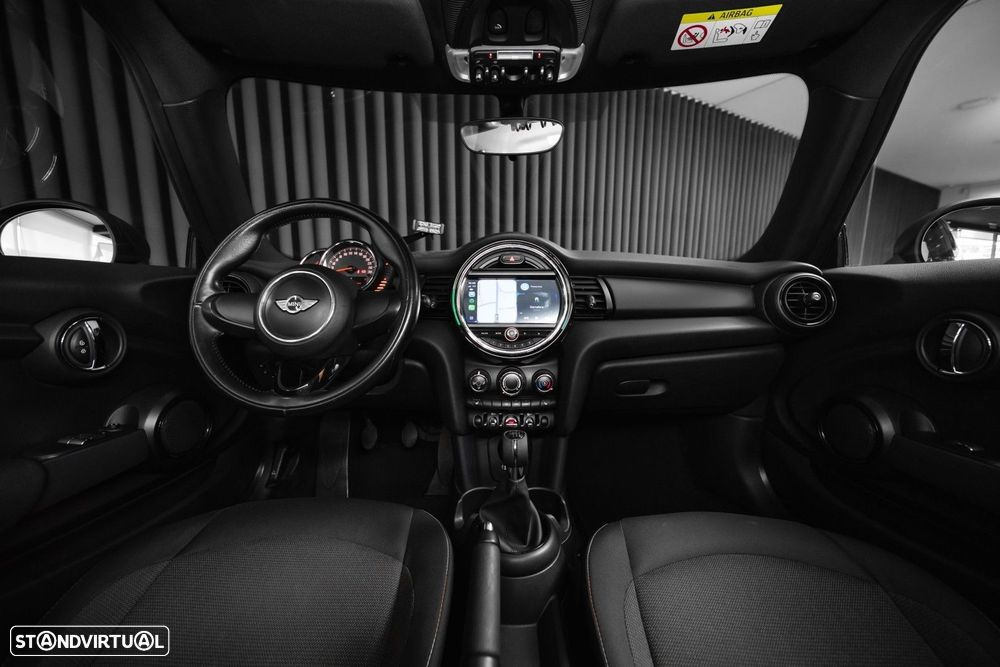 MINI 3 Portas One D - 12