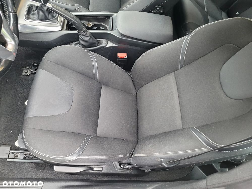 Volvo V40 D2 You - 10