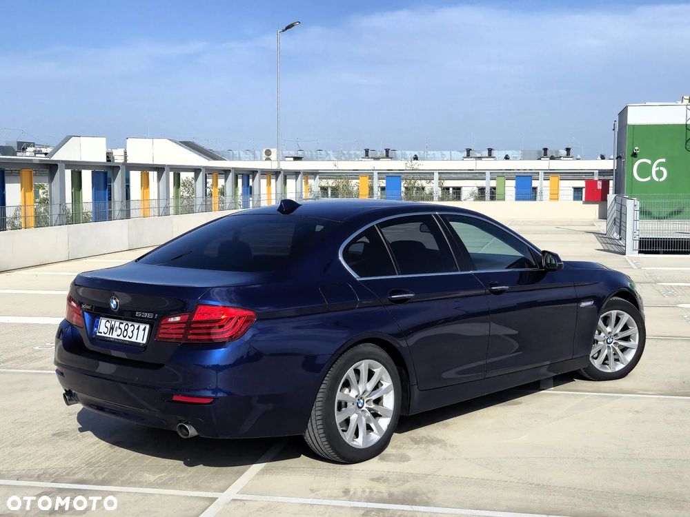 BMW Seria 5 535i xDrive Sport-Aut - 10