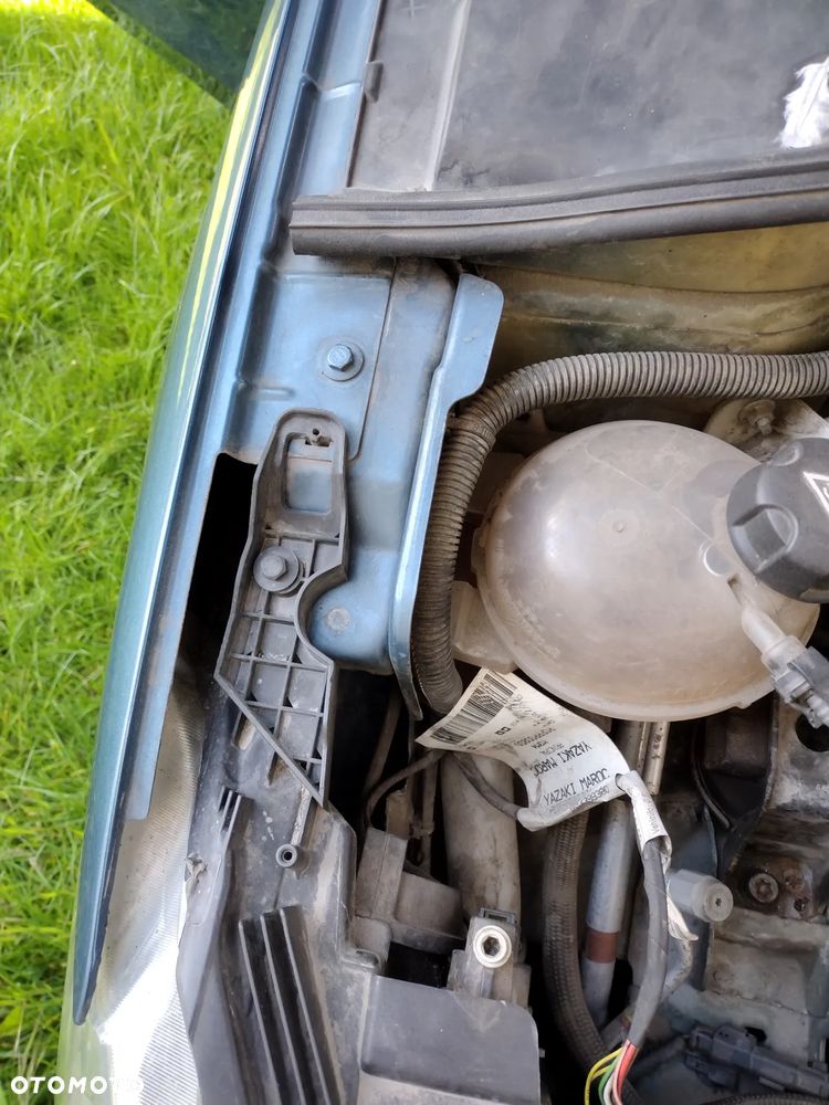 Peugeot 301 1.6 VTi Allure EU6 - 12