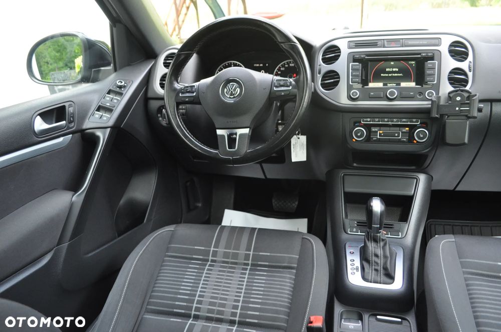 Volkswagen Tiguan 2.0 TDI DPF 4Motion DSG Lounge Sport & Style - 27