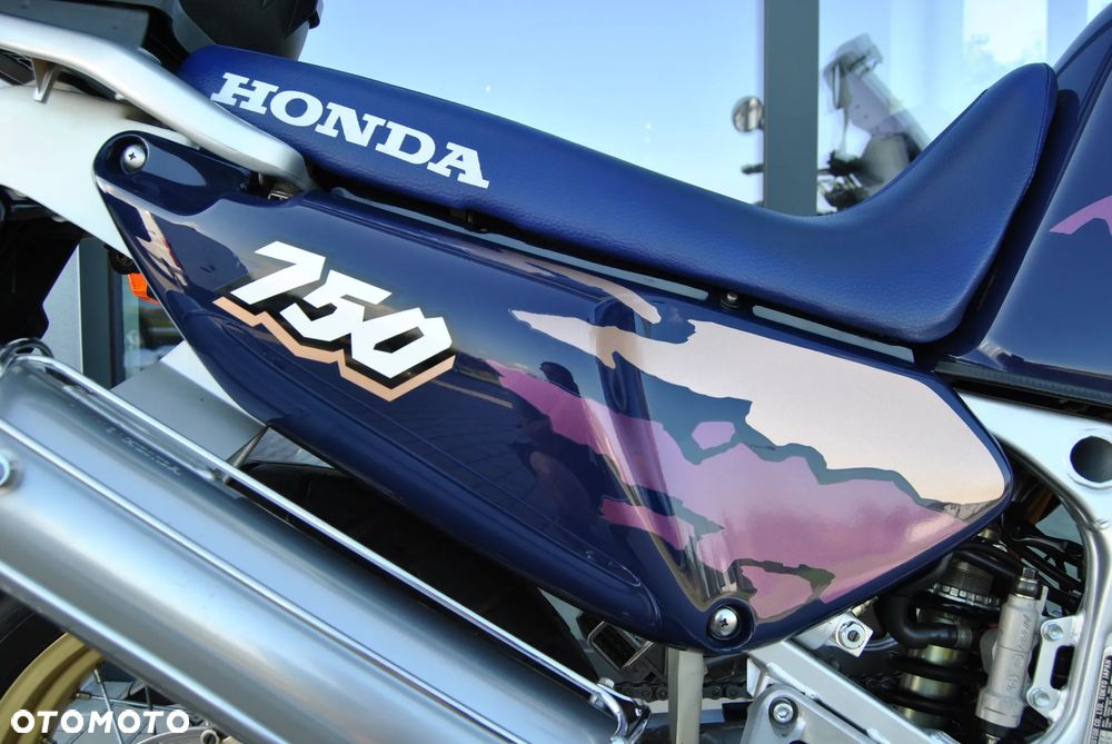 Honda XRV - 20