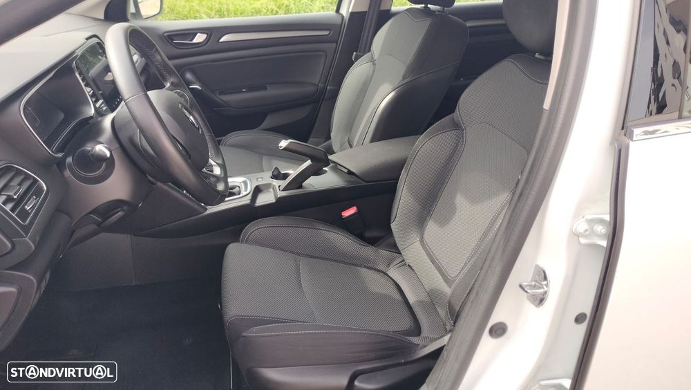 Renault Mégane BLUE dCi 115 EDC LIMITED - 12