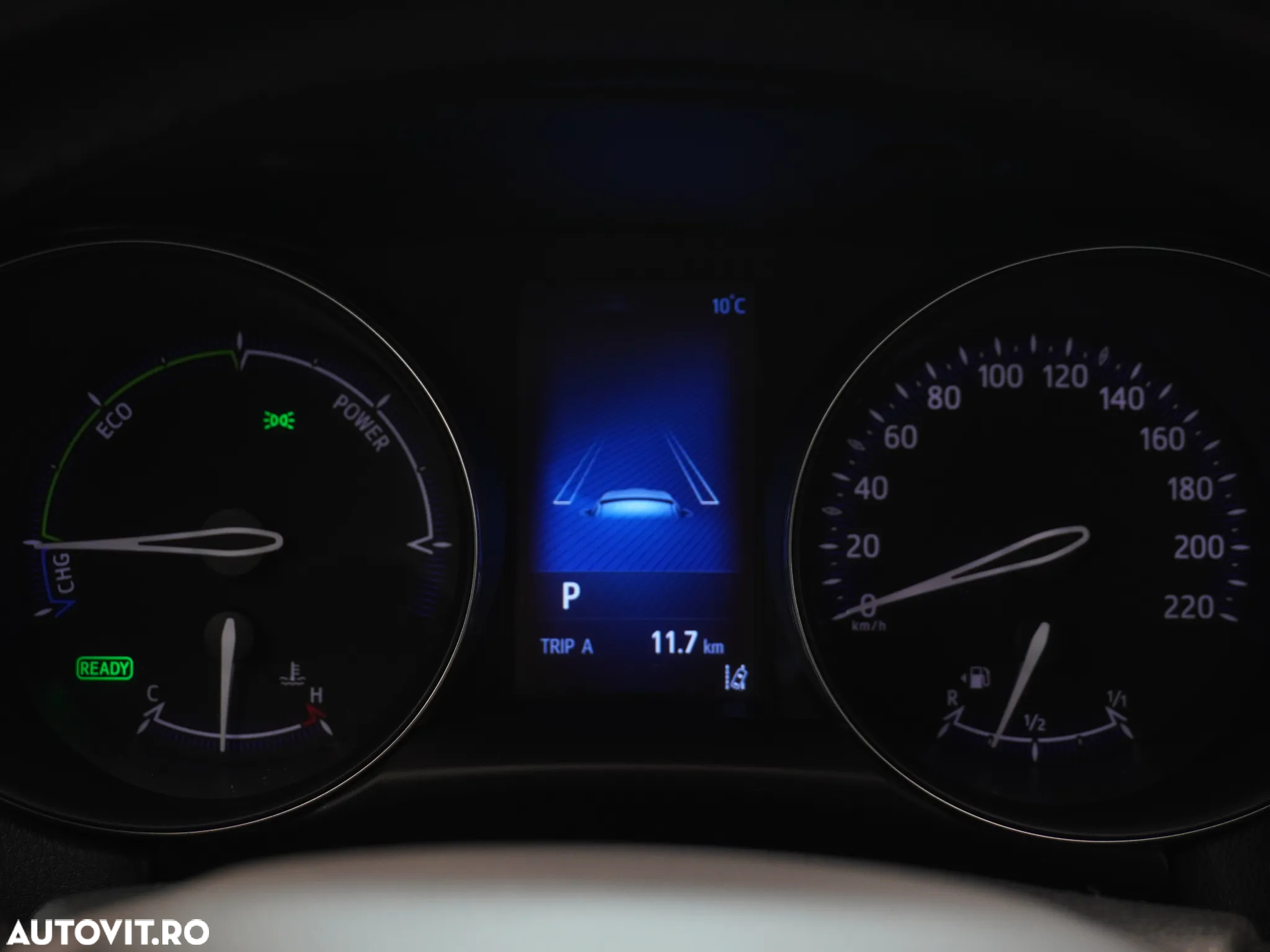 Toyota C-HR 1.8 HSD 4x2 CVT C-ult LED - 35
