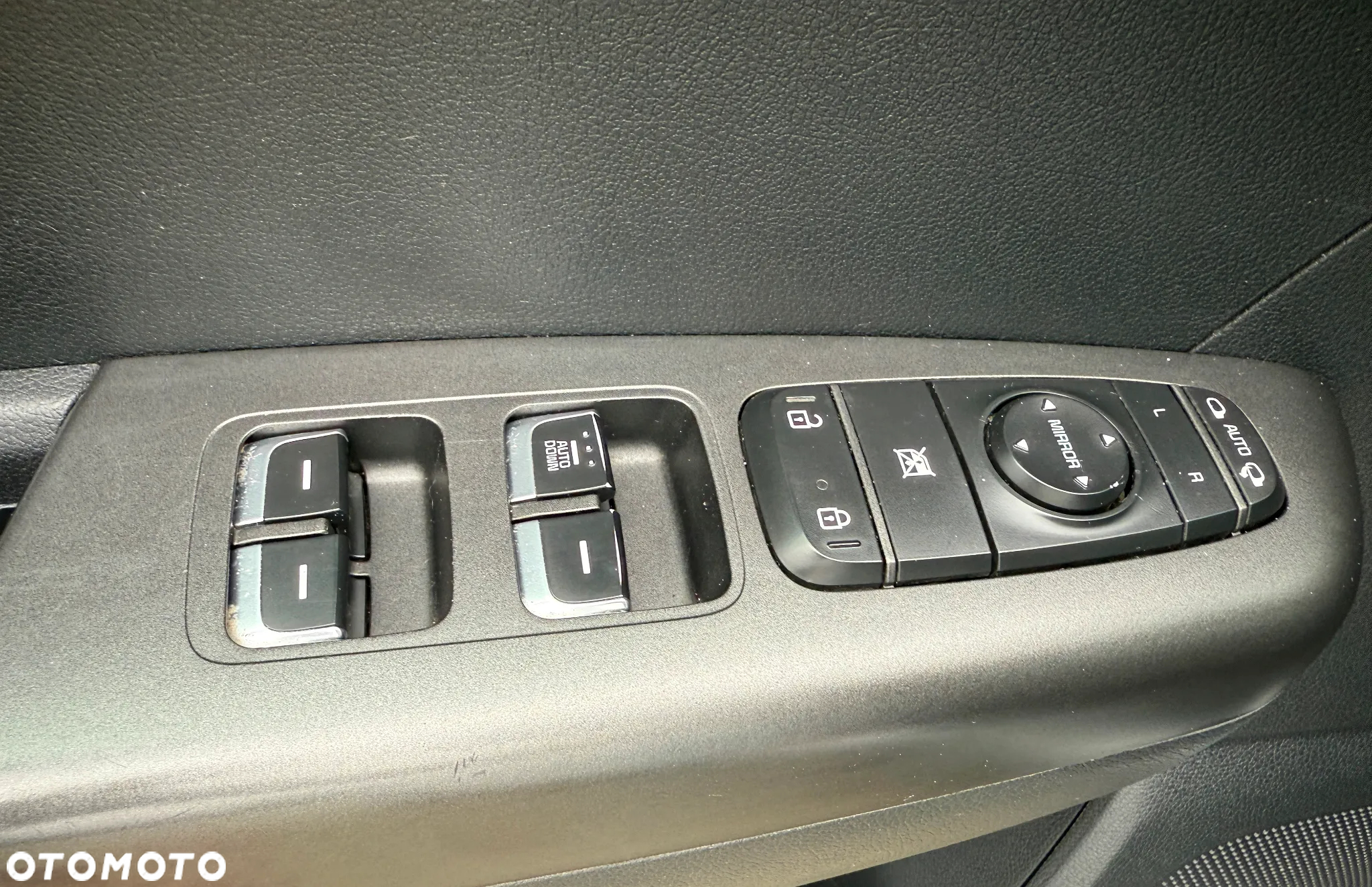 Kia Sportage 1.6 T-GDI L Business Line 4WD DCT - 30
