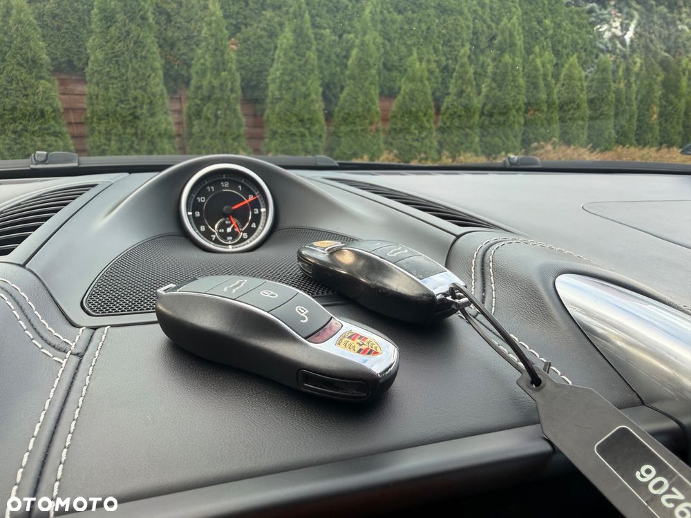 Porsche Cayenne Diesel Platinum Edition - 37