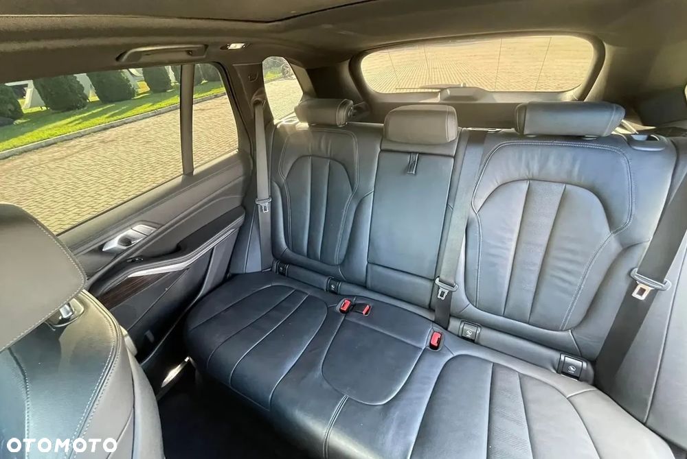 BMW X5 xDrive40i xLine - 13