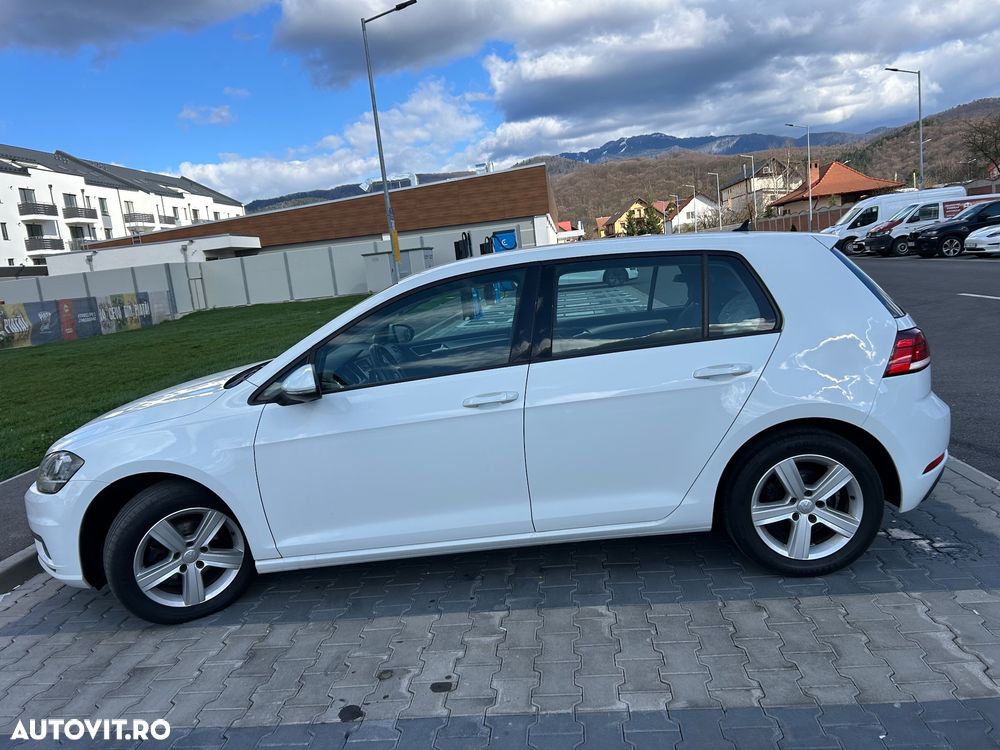 Volkswagen Golf 1.0 TSI (BlueMotion Technology) Comfortline - 1