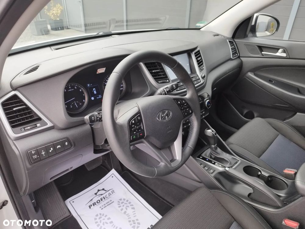 Hyundai Tucson 1.6 Turbo 4WD DCT Advantage - 23