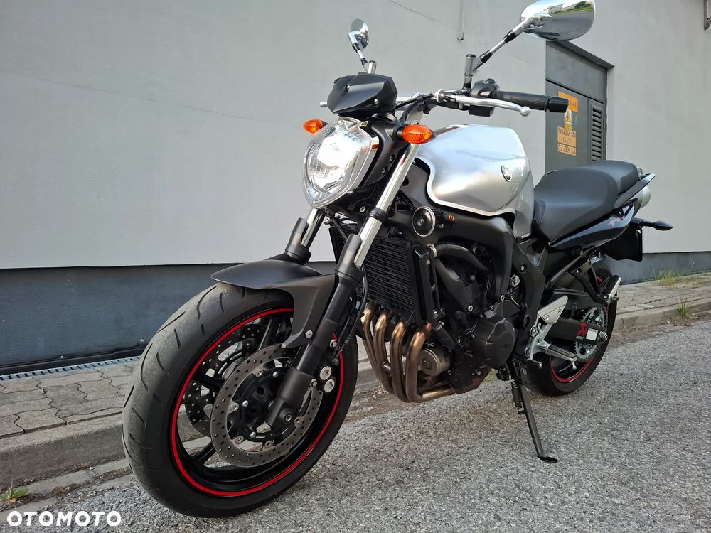 Yamaha FZ6 - 22
