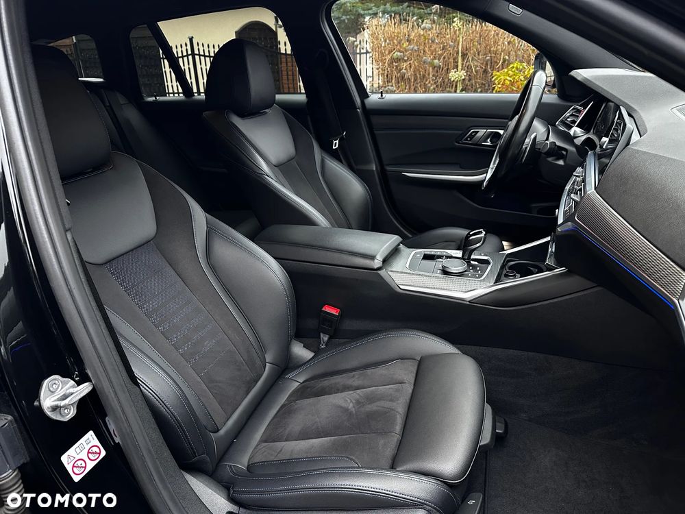 BMW Seria 3 320d M Sport Shadow sport - 19