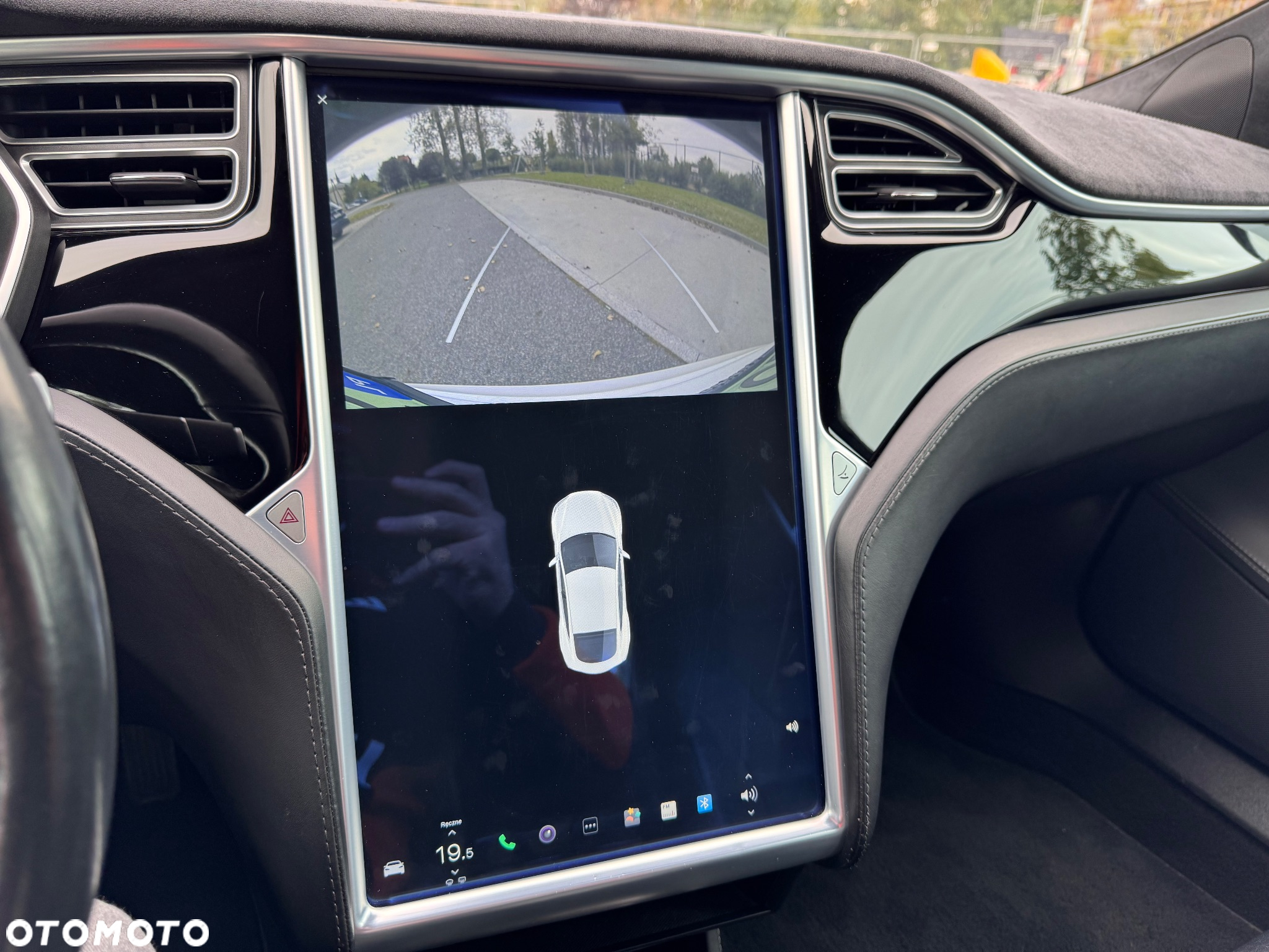 Tesla Model S Standard - 30