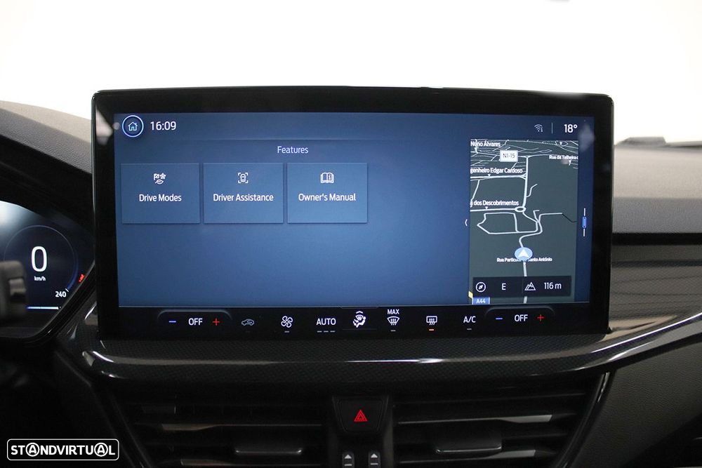 Ford Focus 1.0 EcoBoost MHEV ST-Line X - 11