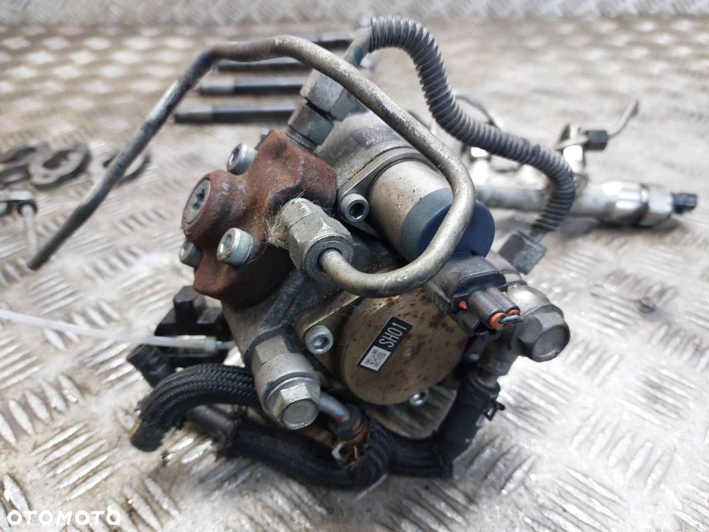 POMPA WTRYSKOWA + WTRYSKIWACZE MAZDA 6 III GJ 2.2 D SH01-13800D SH01-13H50 - 2