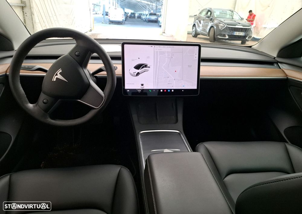 Tesla Model 3 Standard Range Plus RWD - 4