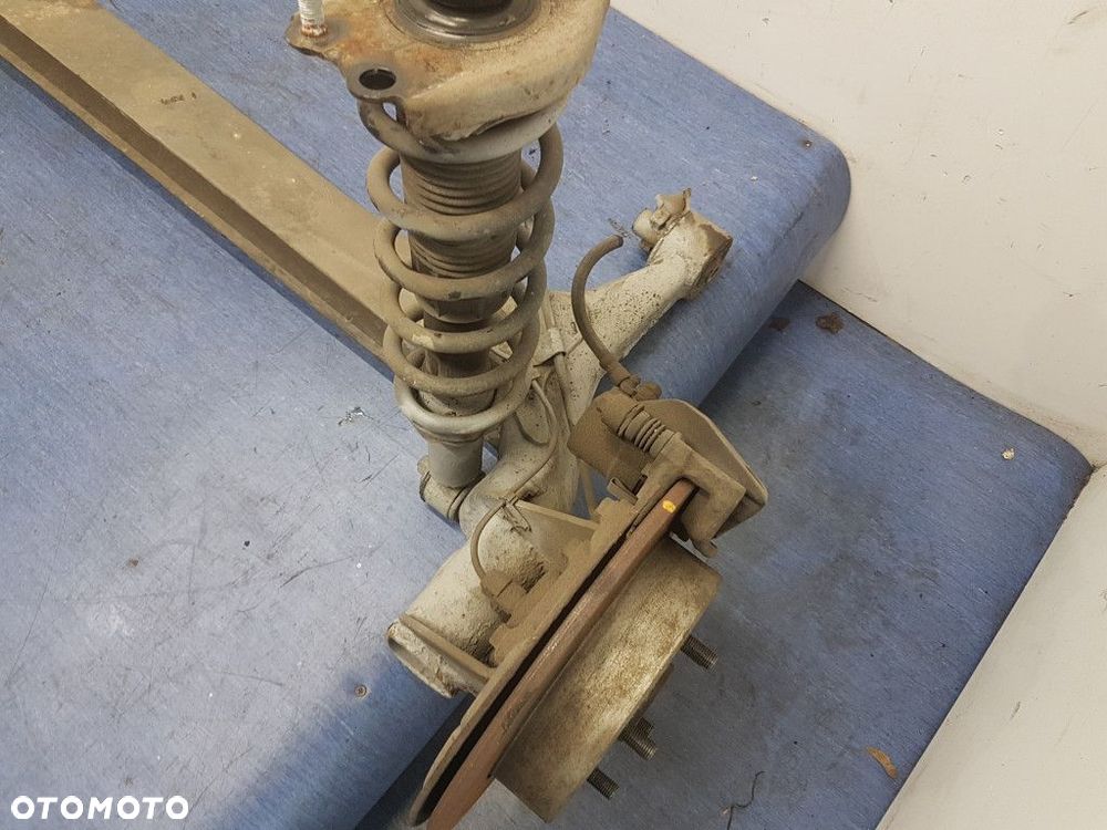 TOYOTA COROLLA VERSO I LIFT 2.0 D4D BELKA ZAWIESZENIA TYŁ - 8