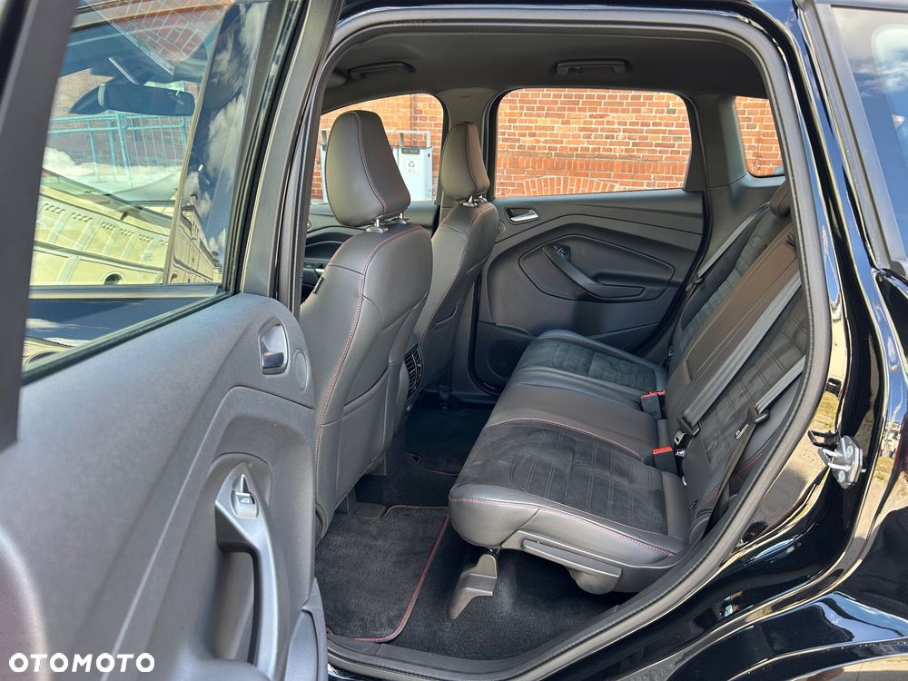 Ford Kuga 1.5 EcoBoost 2x4 ST-Line - 21