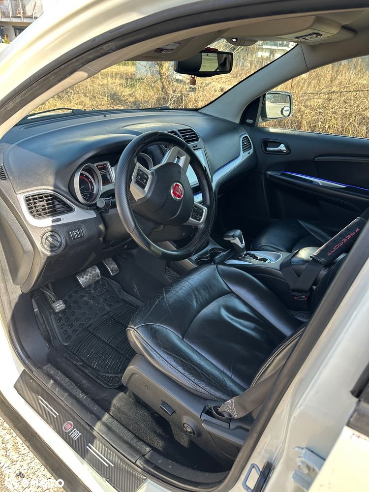 Fiat Freemont 2.0 Multijet Black Code AWD - 14