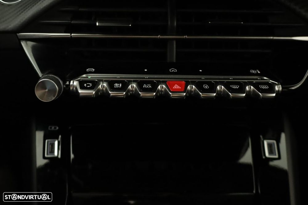 Peugeot e-2008 50 kWh Allure - 13