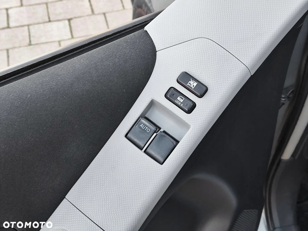 Toyota Yaris 1.0 VVT-i Sol - 20