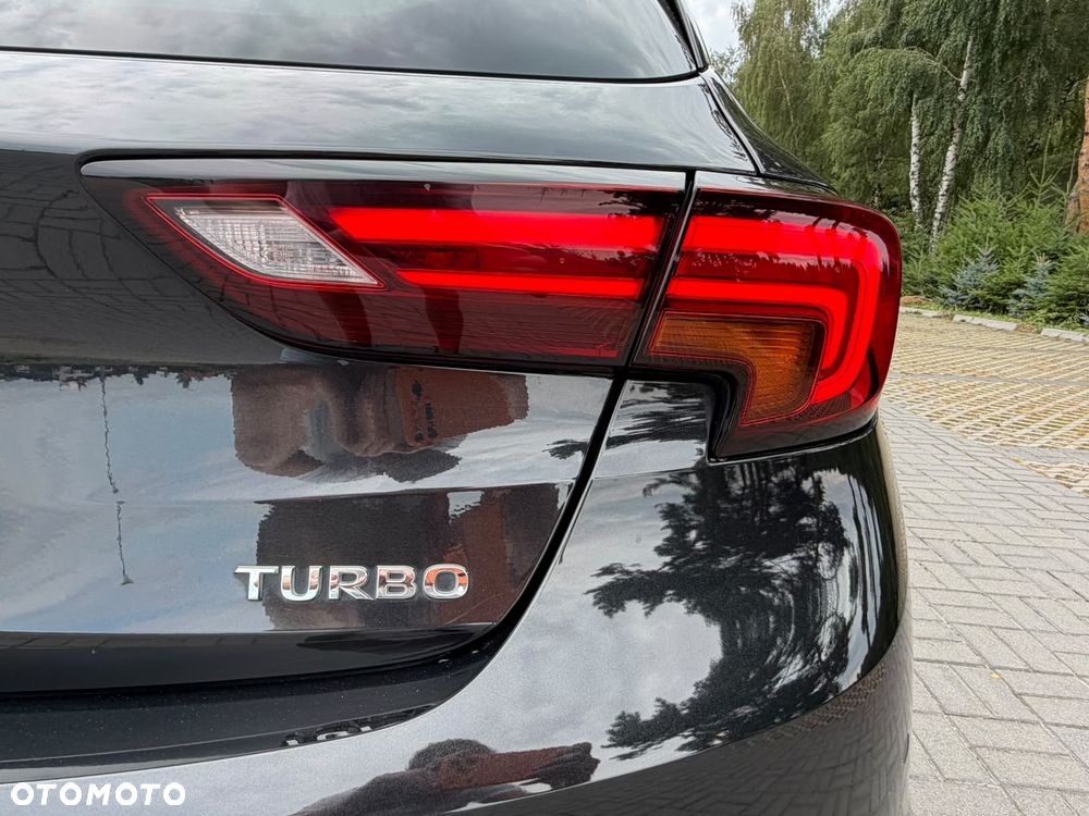 Opel Astra 1.4 Turbo Innovation - 28