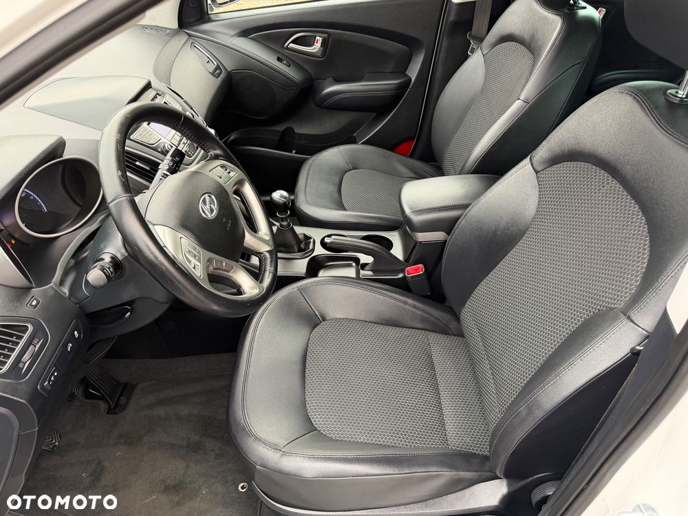 Hyundai ix35 1.6 2WD Style - 18