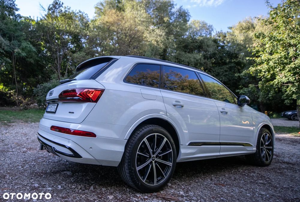 Audi Q7 55 TFSI mHEV Quattro S Line Tiptr - 8