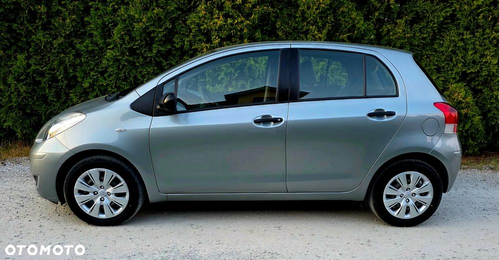 Toyota Yaris 1.33 2010 - 3