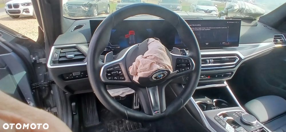 BMW Seria 3 318i M Sport - 14