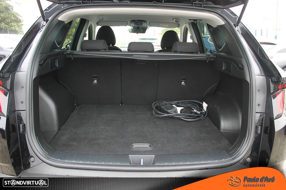 Hyundai Tucson ver-1-6-t--gdi-phev-premium - 16