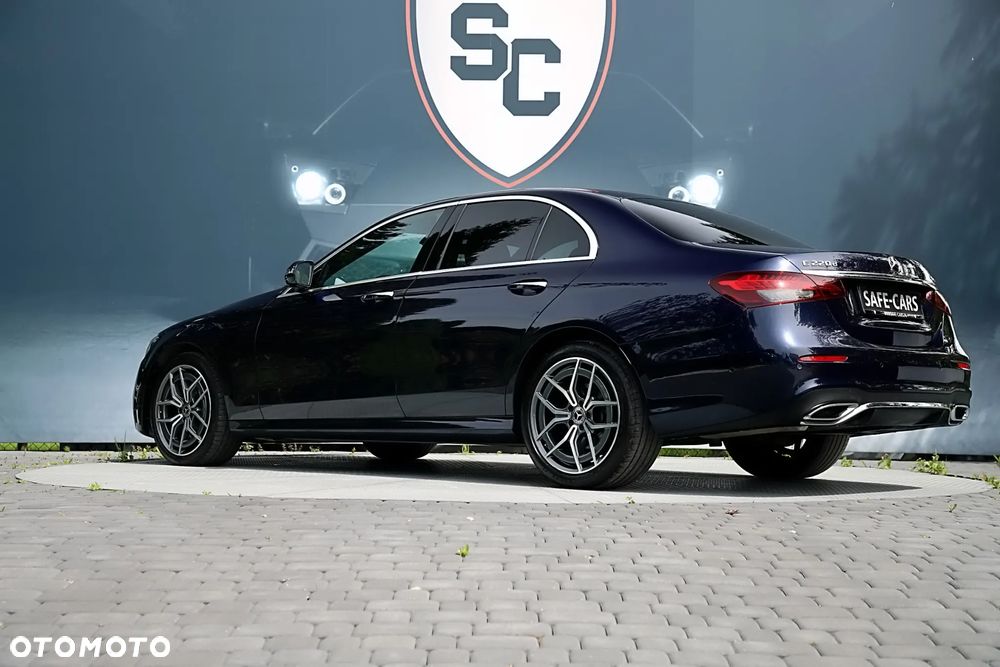Mercedes-Benz Klasa E 220 d 4-Matic 9G-TRONIC - 8