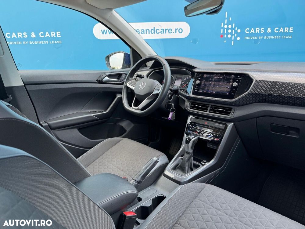 Volkswagen T-Cross - 16